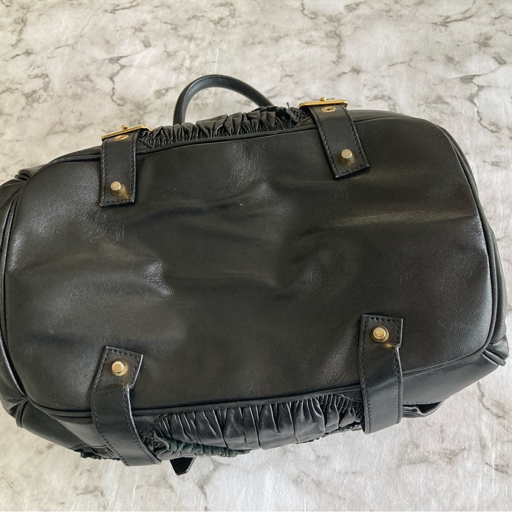 Burberry black gold buckle hardware leather bag - Picture 13 of 16